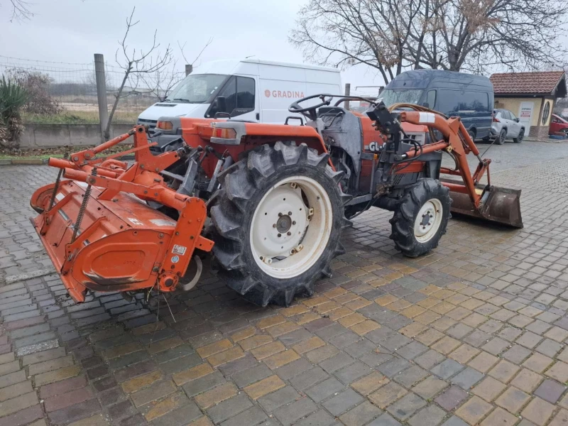 Трактор Kubota  GL 27 с челен товороч, снимка 3 - Селскостопанска техника - 52663923