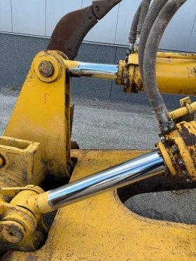  Komatsu D 155 AX-6 | Mobile.bg    4
