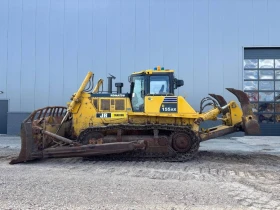   Komatsu