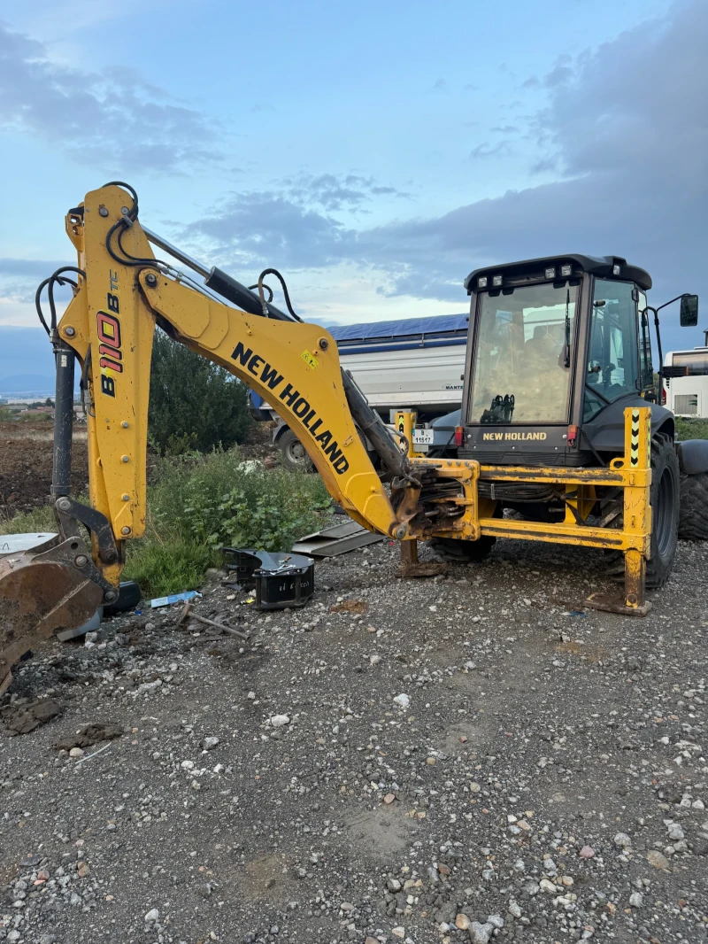 Багер New Holland 110b, снимка 4 - Индустриална техника - 52004985