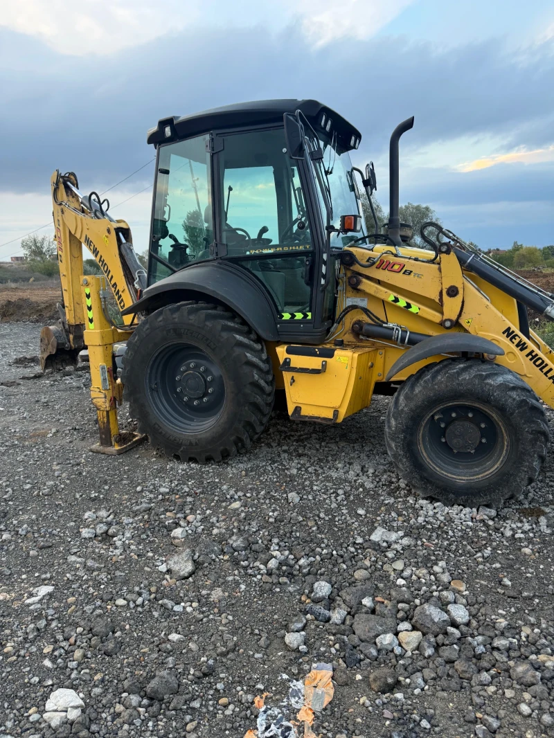 Багер New Holland 110b, снимка 2 - Индустриална техника - 52004985