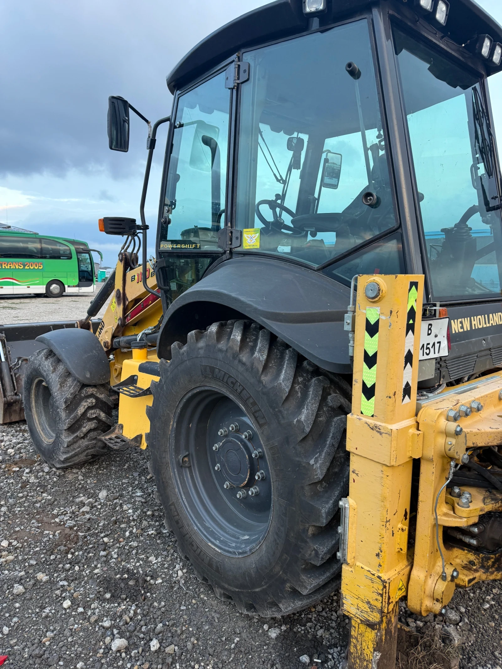 Багер New Holland 110b - изображение 3