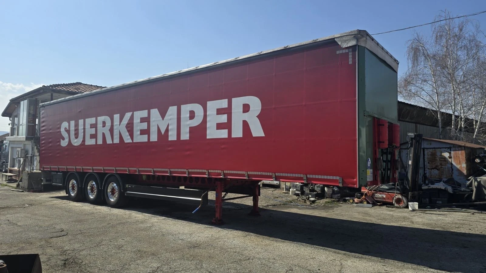 Полуремарке Berger Тара 5550 кг. / тунел за ролони, снимка 7 - Ремаркета - 53727043