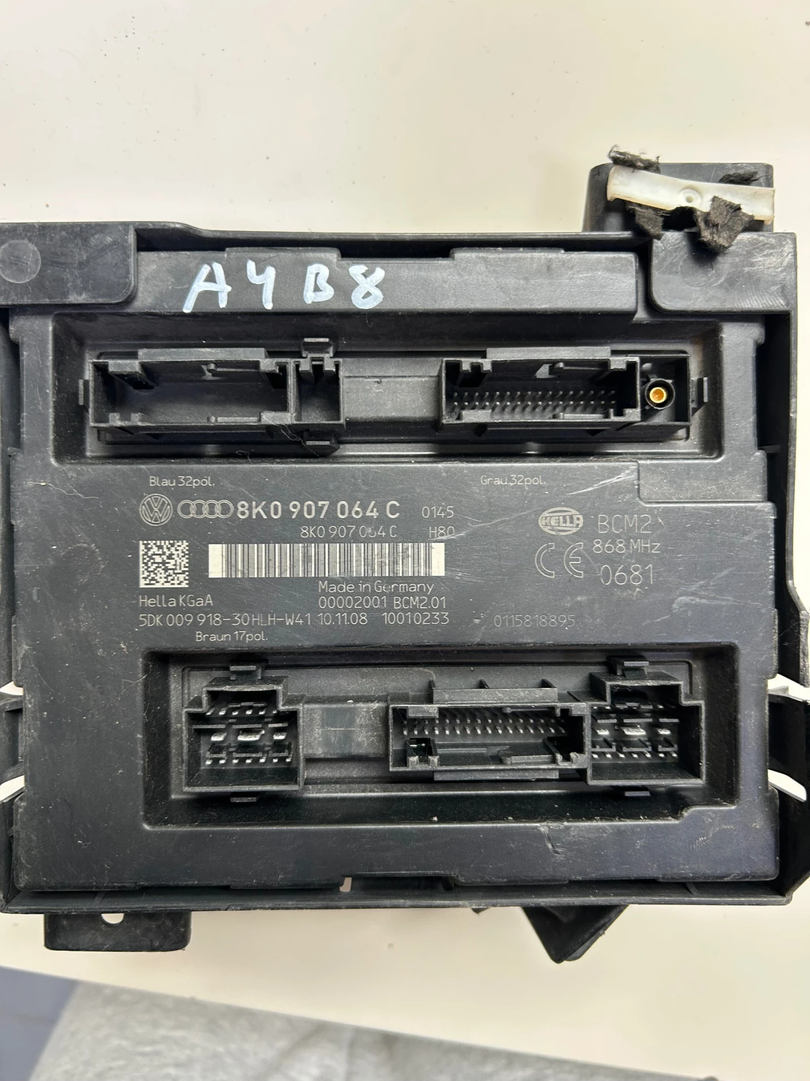 8K0907064C комфорт модул AUDI A4B8 