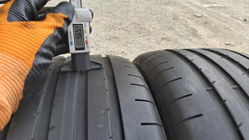 Гуми Летни 225/40R18, снимка 4 - Гуми и джанти - 29279001