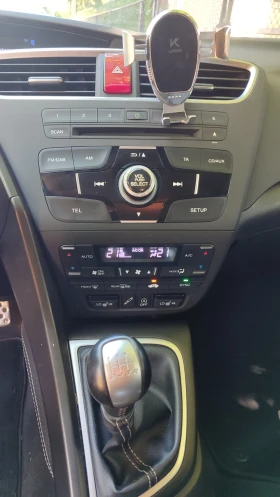 Honda Civic Комби, снимка 11