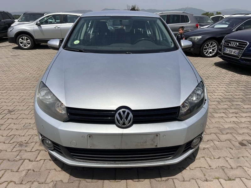 VW Golf 1.6TDI EURO 5 ЛИЗИНГ, снимка 3 - Автомобили и джипове - 46144702