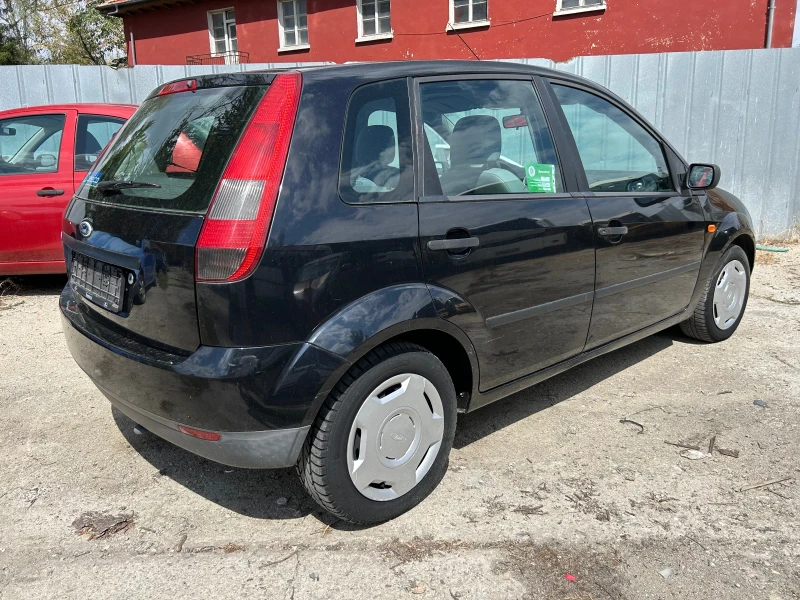 Ford Fiesta 1.4i, снимка 4 - Автомобили и джипове - 47138351