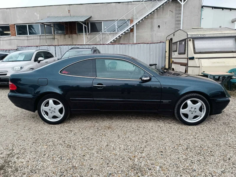 Mercedes-Benz CLK 200, снимка 6 - Автомобили и джипове - 48282266