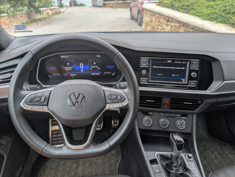 VW Jetta Sport, снимка 9 - Автомобили и джипове - 52407784