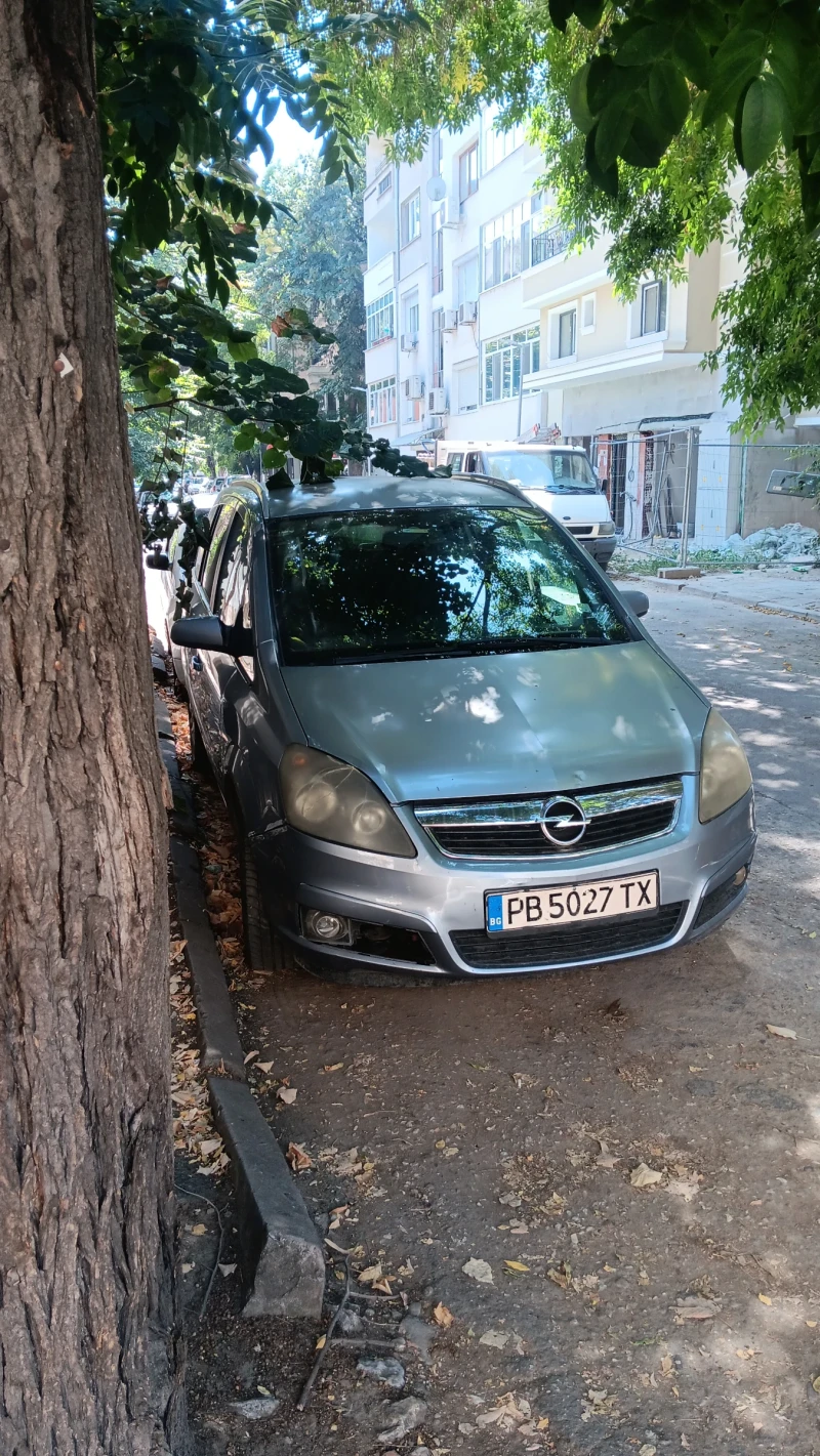 Opel Zafira 1.6, снимка 6 - Автомобили и джипове - 51937454