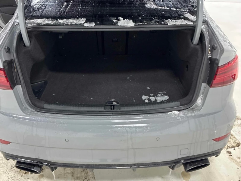 Audi Rs3 2.5 TFSI quattro S tronic * CARFAX * БЕЗ ПЪРВОНА, снимка 14 - Автомобили и джипове - 52744120