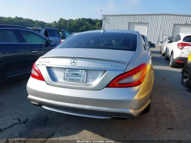 Mercedes-Benz CLS 550 4MATIC * Възможност за лизинг*  - изображение 6