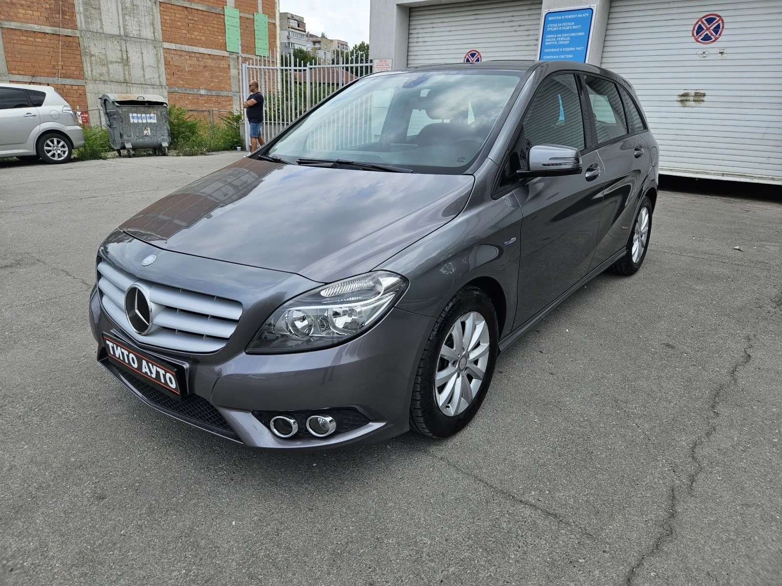 Mercedes-Benz B 180 1.8CDI/109кс/НАВИГАЦИЯ/КОЖЕН САЛОН/ДИСТРОНИК/6СК/, снимка 1
