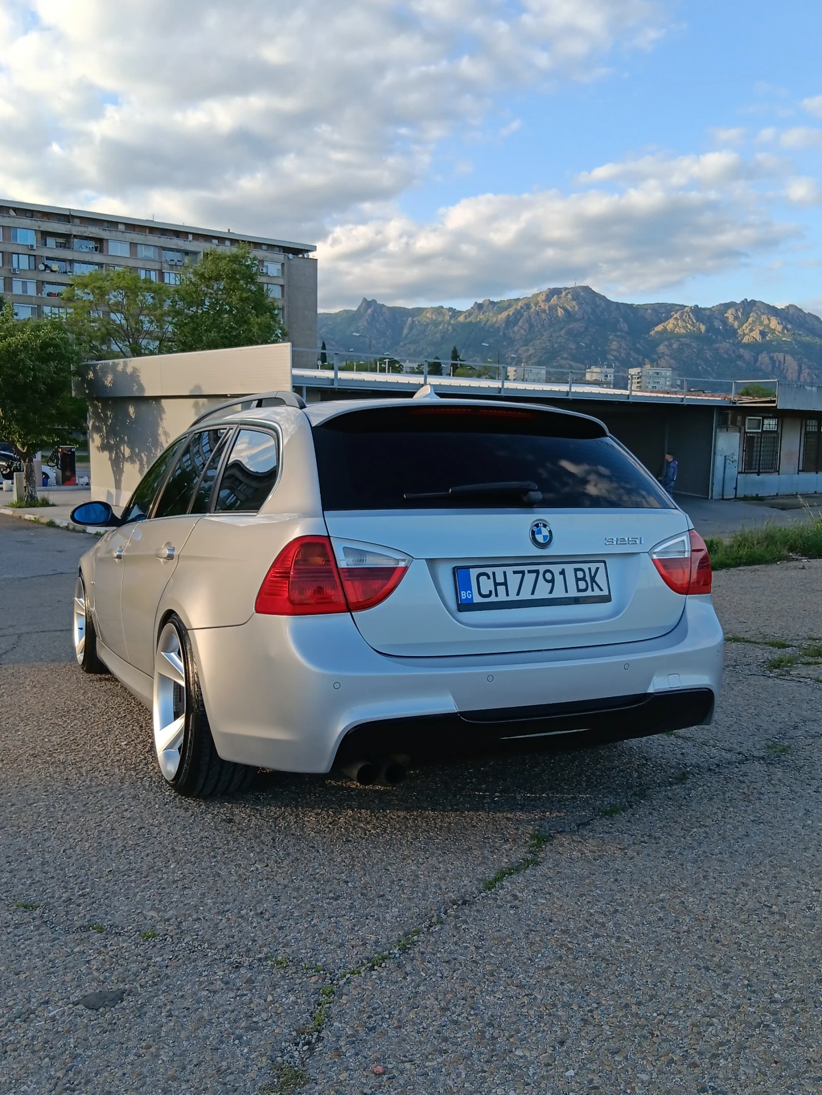 BMW 325 325i - изображение 2