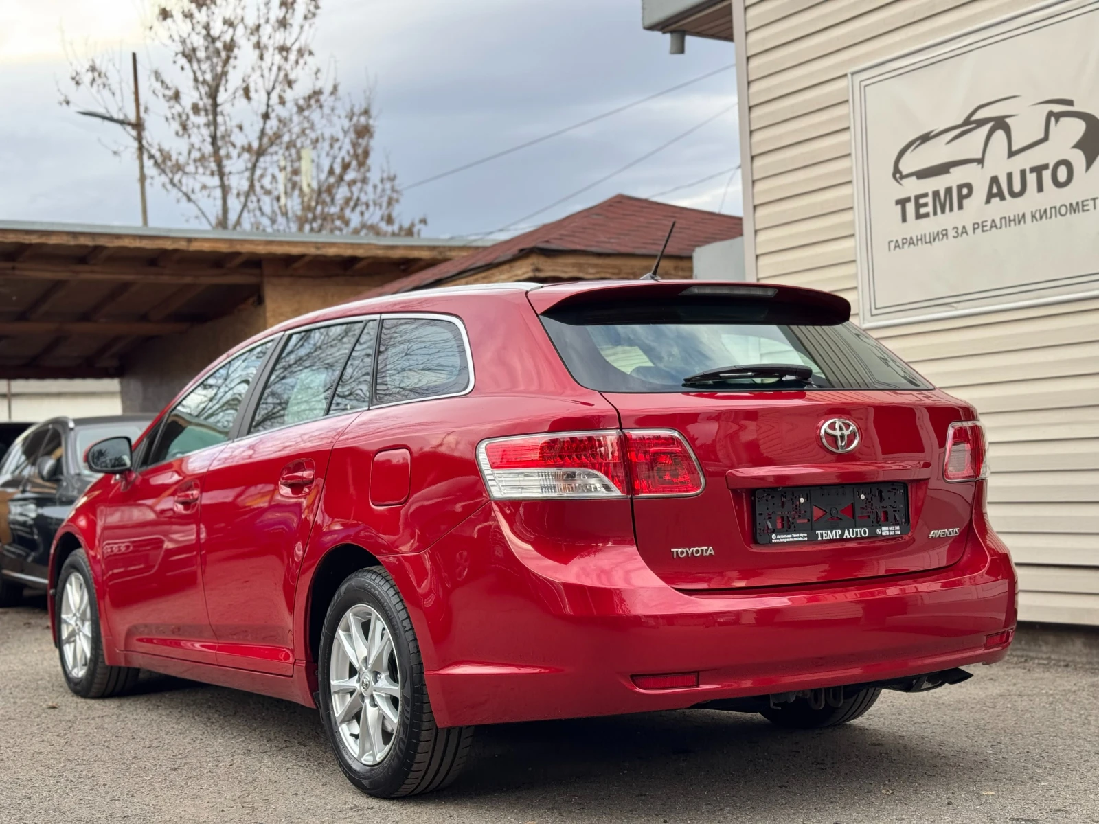 Toyota Avensis 1.8* Edition* ПЪЛНА СЕРВИЗНА ИСТОРИЯ В TOYOTA - изображение 7