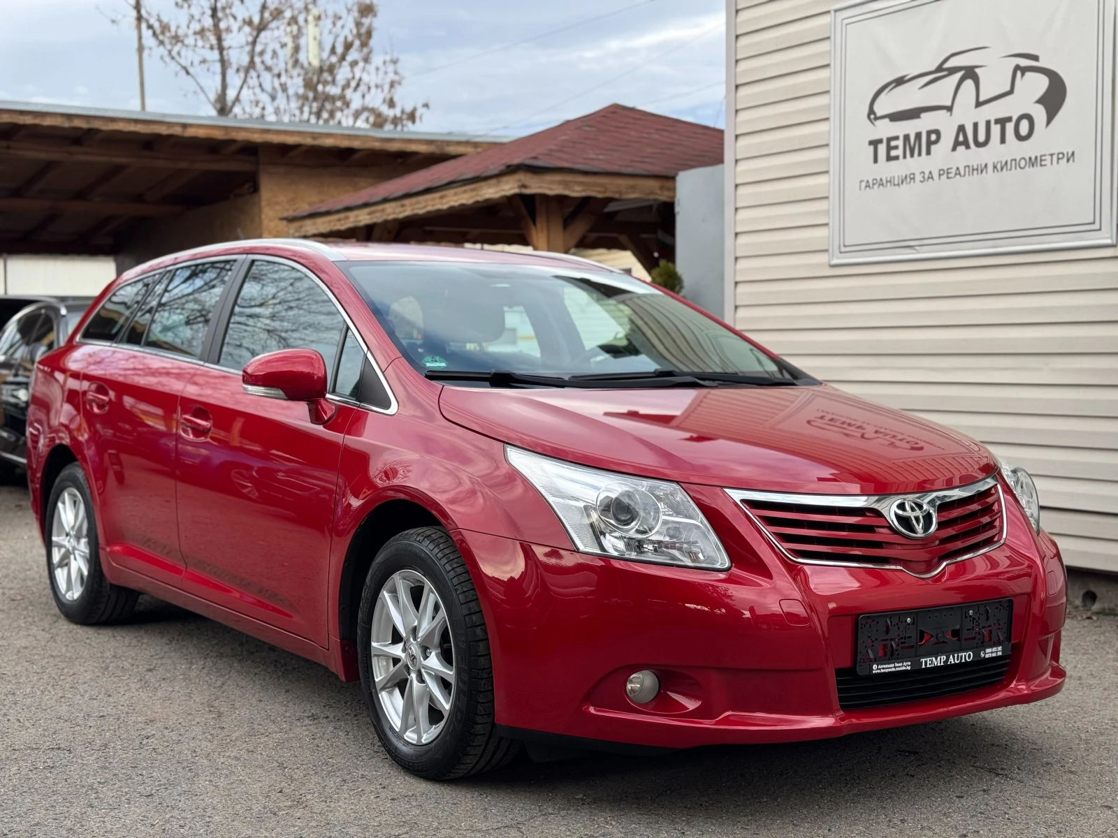 Toyota Avensis 1.8* Edition* ПЪЛНА СЕРВИЗНА ИСТОРИЯ В TOYOTA - изображение 3