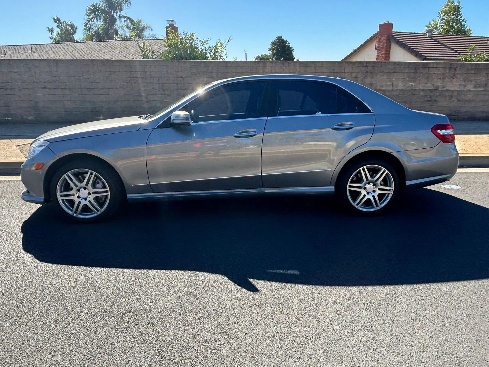 Mercedes-Benz E 500 * ПАНО* ОБДУХ* AMG*  - изображение 5