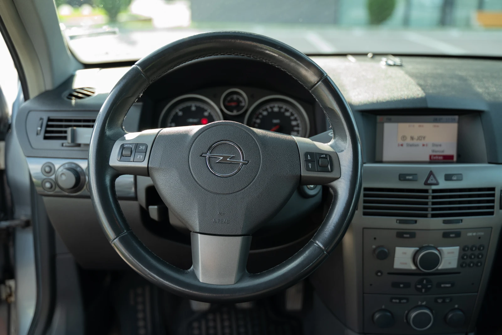 Opel Astra H 1.7 - изображение 8