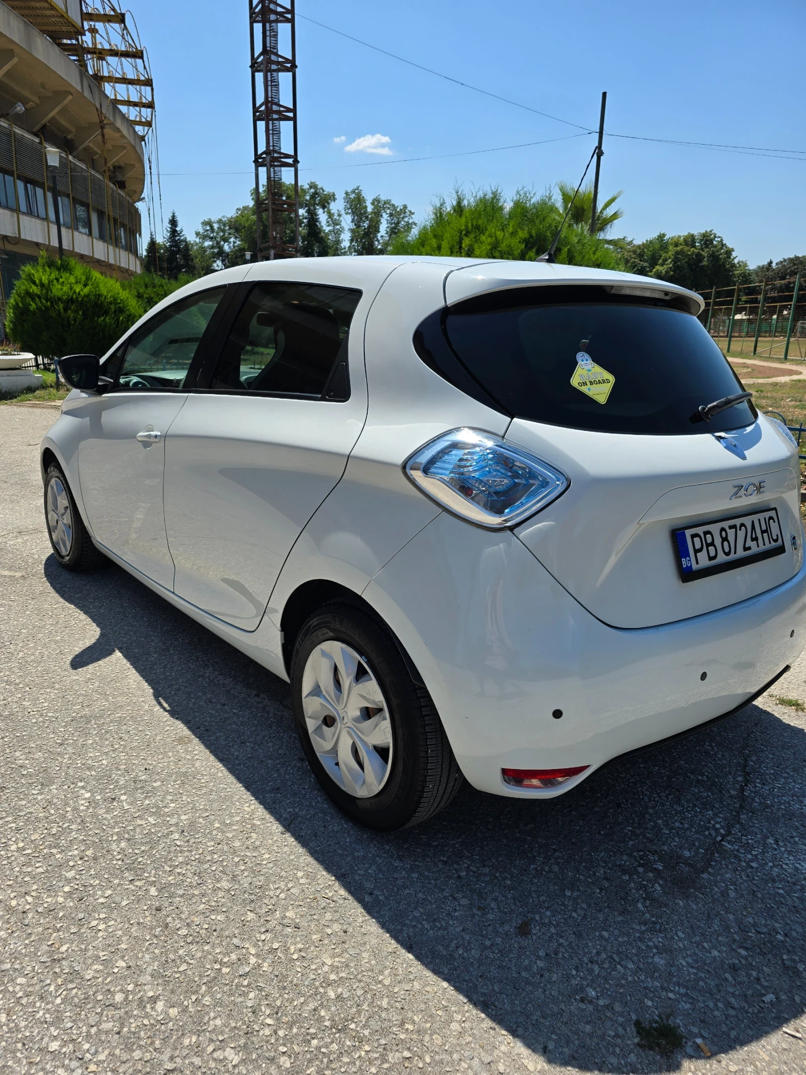 Renault Zoe  - изображение 8