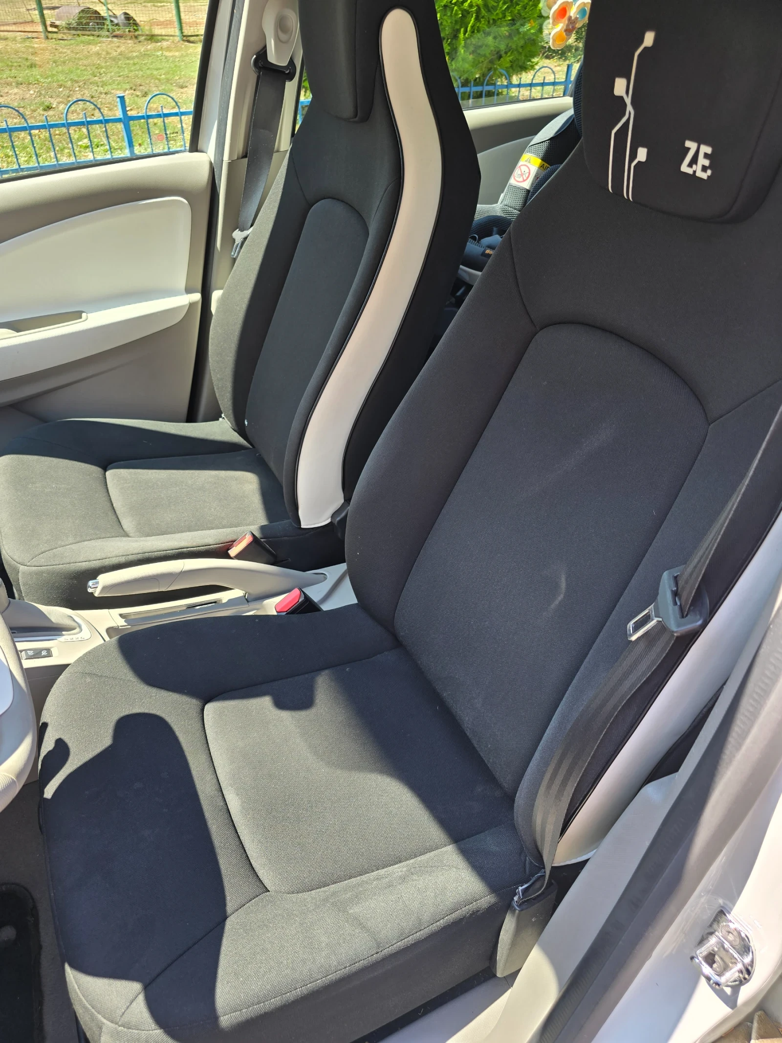 Renault Zoe | Mobile.bg   11