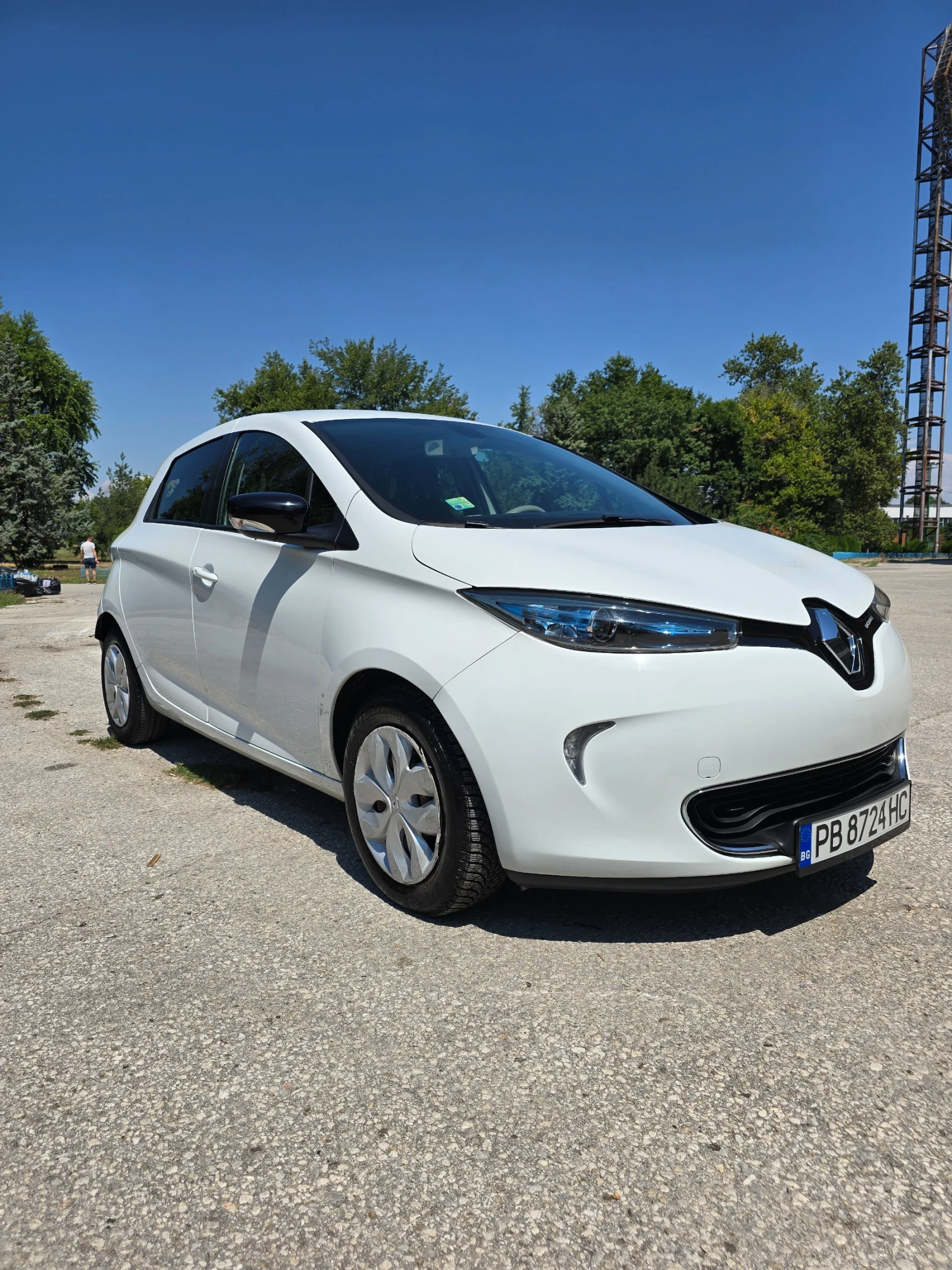 Renault Zoe  - изображение 4