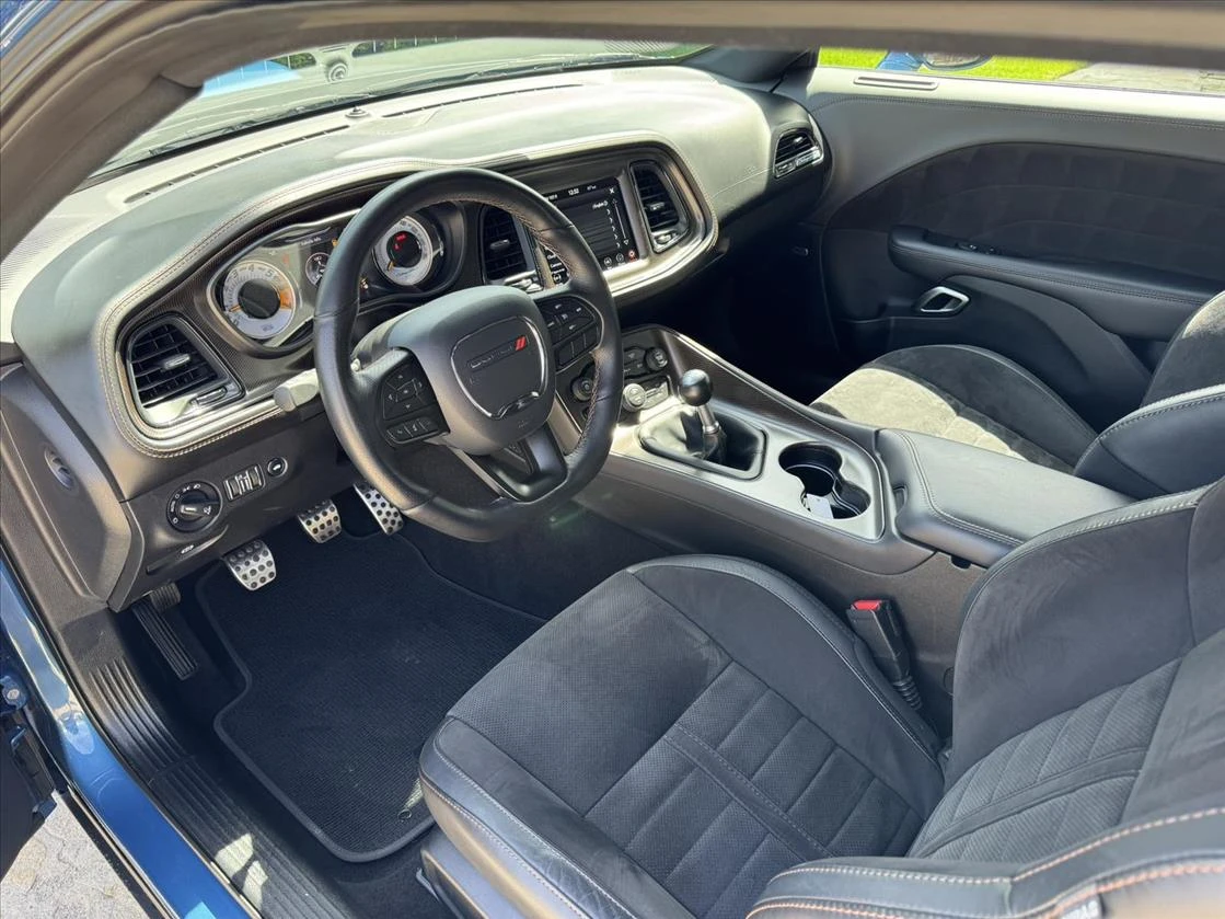 Dodge Challenger R/T 5.7 V8 50th Anniversary - изображение 10