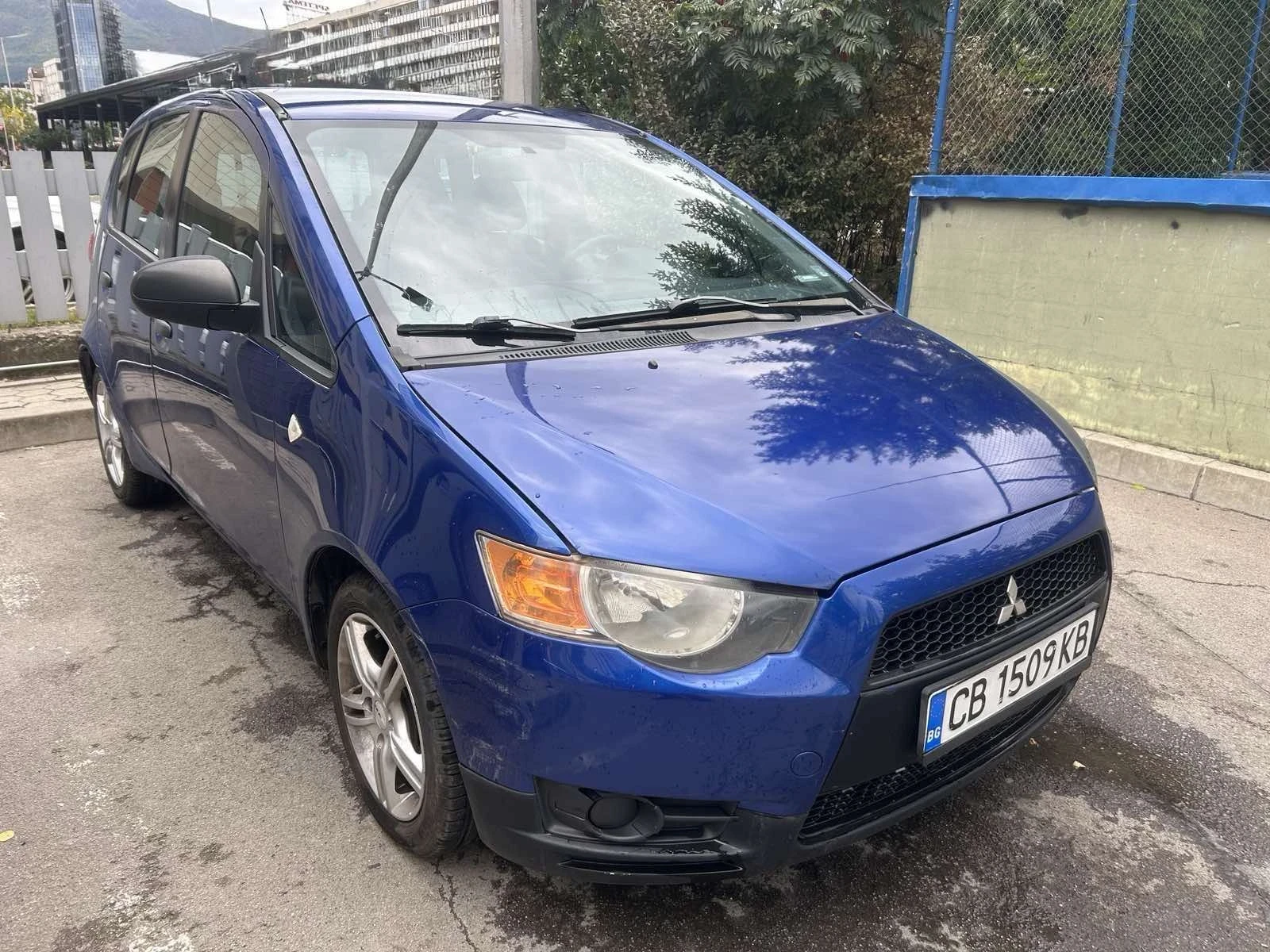 Mitsubishi Colt  - изображение 2