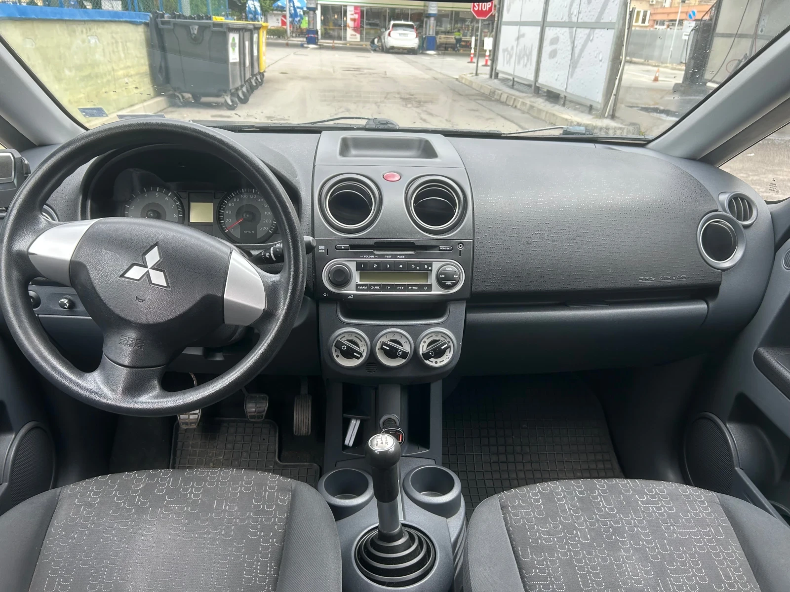 Mitsubishi Colt  - изображение 8