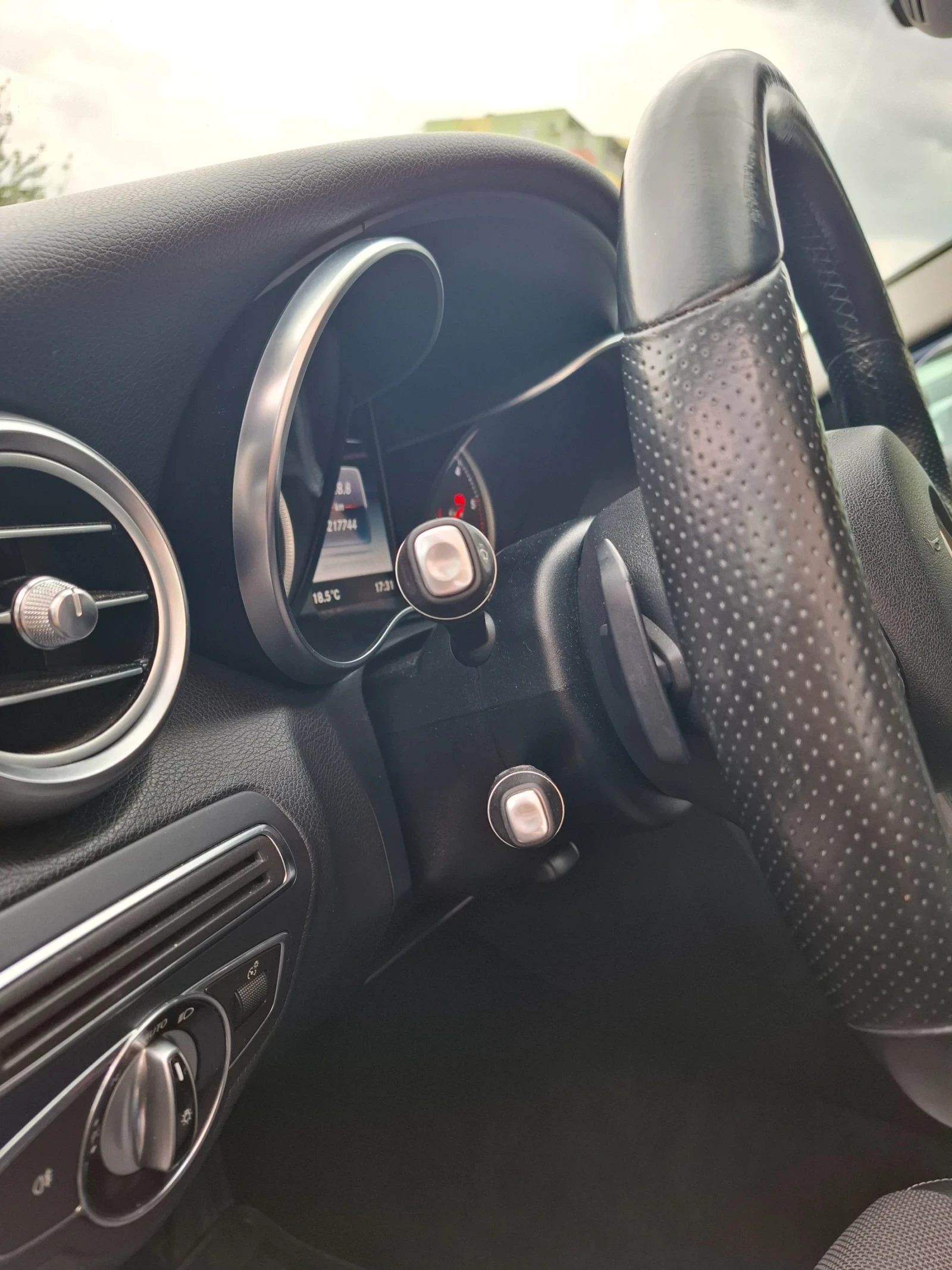 Mercedes-Benz C 220  AMG-Line  BlueTec  euro6B  170�.�. start- stop | Mobile.bg � ����������� 9