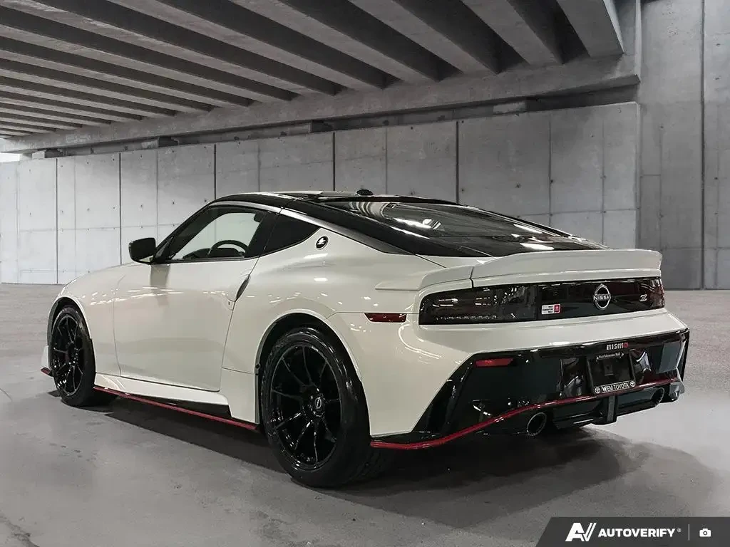 Nissan 370Z Z NISMO, снимка 4 - Автомобили и джипове - 53941292