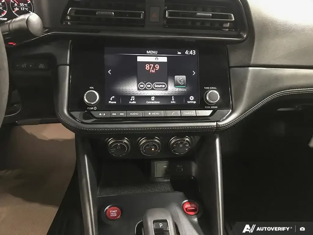 Nissan 370Z Z NISMO, снимка 14 - Автомобили и джипове - 53941292