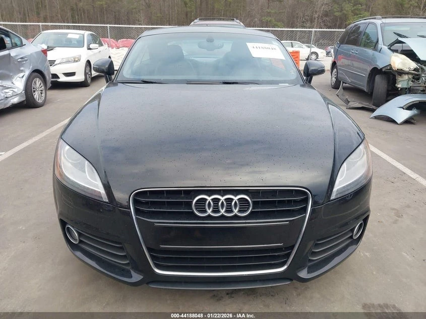 Audi Tt 2.0T PREMIUM PLUS С РЕГИСТРАЦИЯ & АВТО КРЕДИТ , снимка 2 - Автомобили и джипове - 54040746