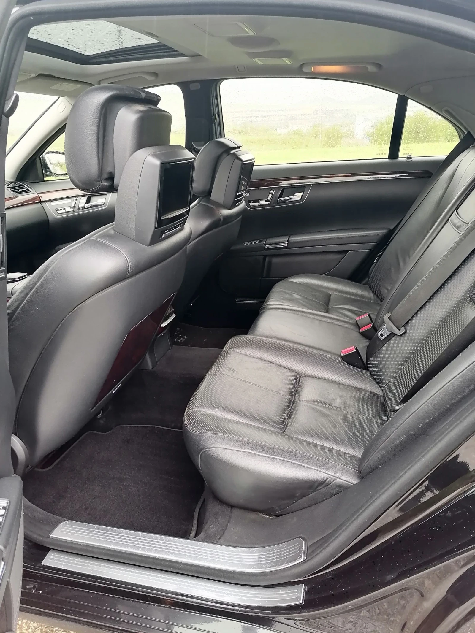 Mercedes-Benz S 500 LPG/Long/4matic/3xTV/Distronic/Nightview/, снимка 9 - Автомобили и джипове - 54370056