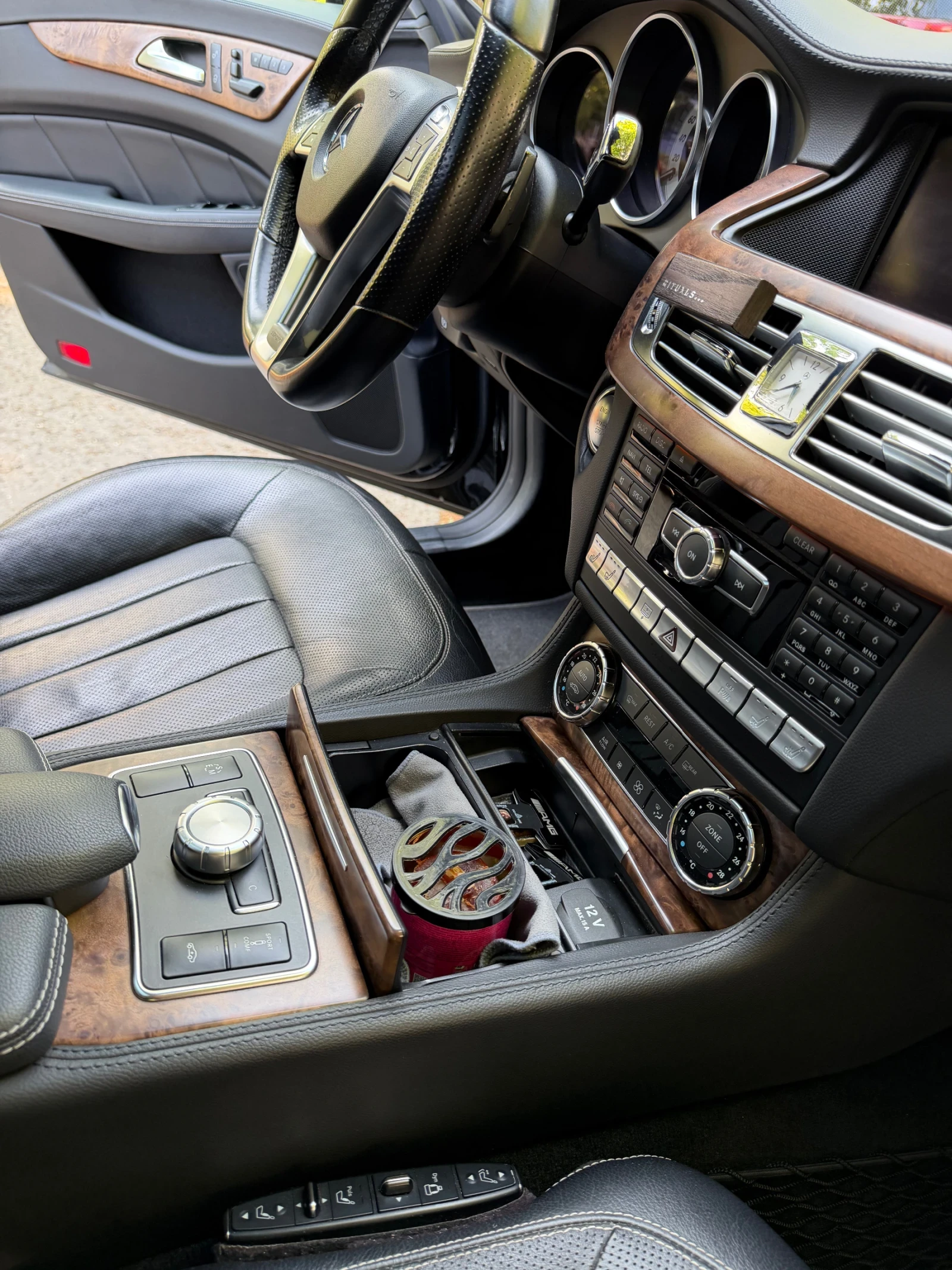 Mercedes-Benz CLS 350 Mercedes CLS 350 4matik, снимка 10 - Автомобили и джипове - 54510707