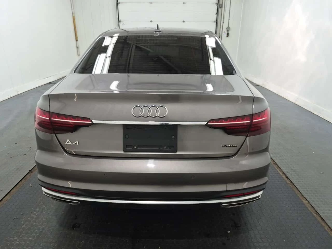 Audi A4 * KOMFORT * CARFAX * ЦЕНА ДО БГ, снимка 4 - Автомобили и джипове - 54750306