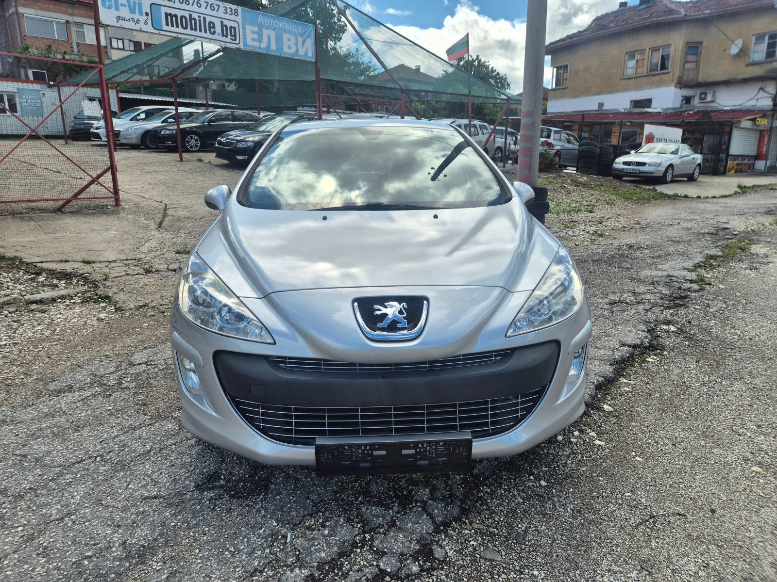Peugeot 308 1.6 HDI, 109k.s, снимка 2 - Автомобили и джипове - 54751161