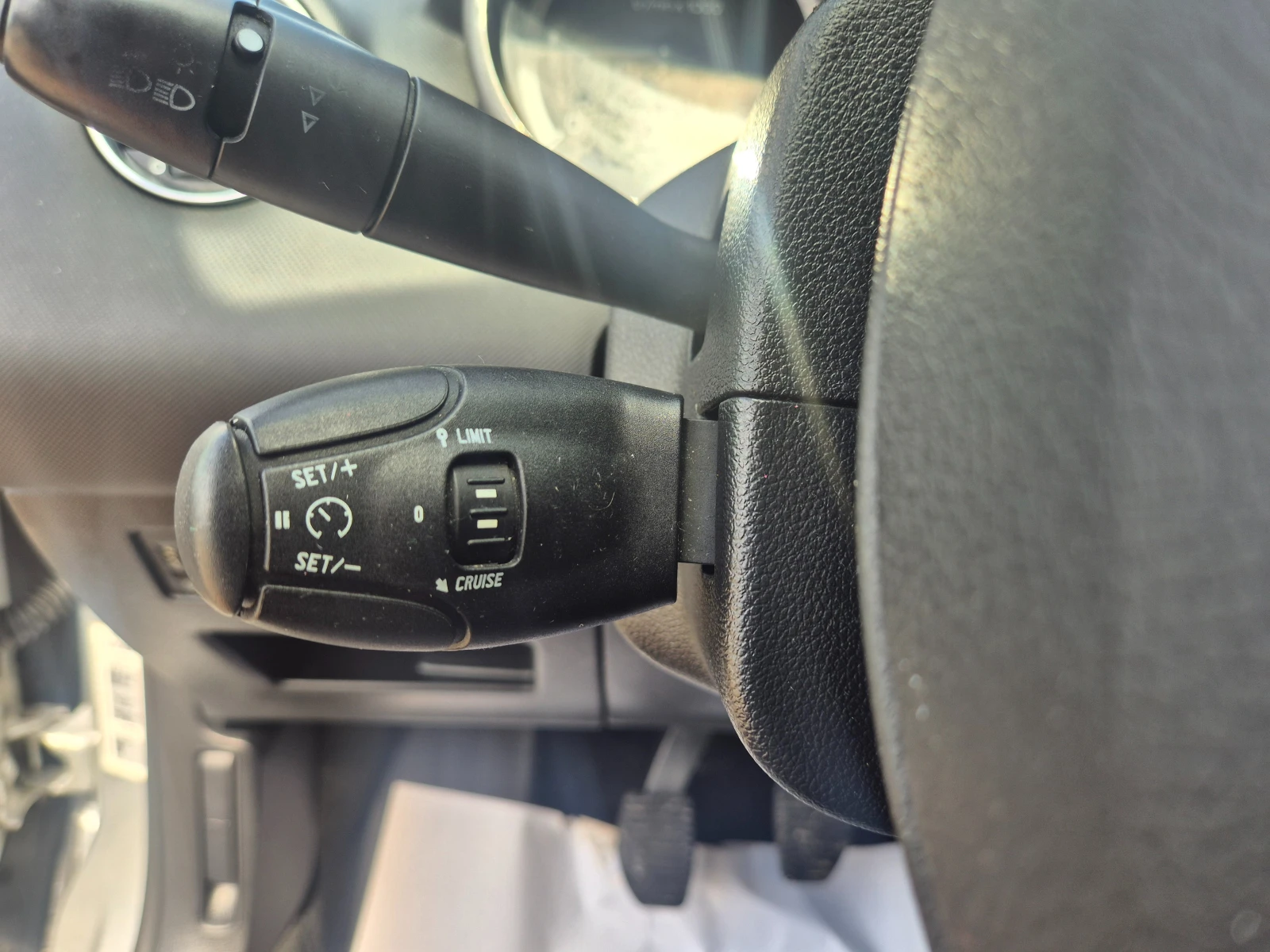 Peugeot 308 1.6 HDI, 109k.s, снимка 16 - Автомобили и джипове - 54751161