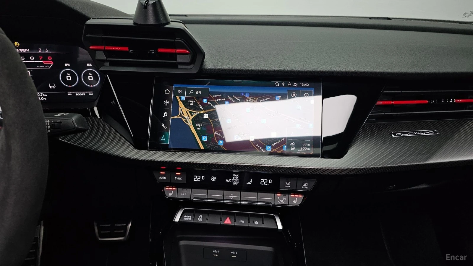 Audi Rs3 * Quattro* ПАНО* KEYLESS* Camera* ПОДГРЕВ* 360* , снимка 14 - Автомобили и джипове - 55585721
