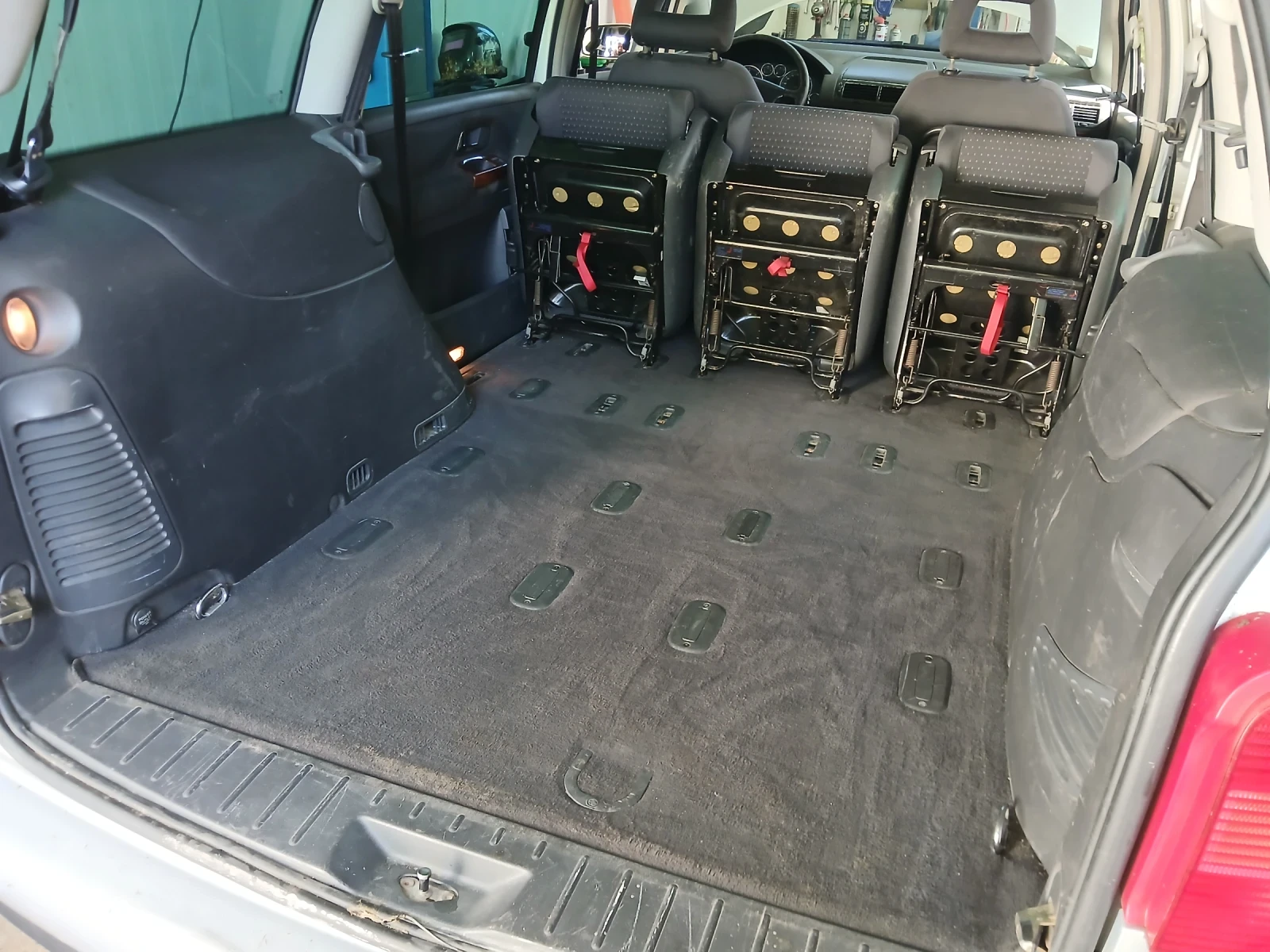 Seat Alhambra, снимка 10 - Автомобили и джипове - 55673819