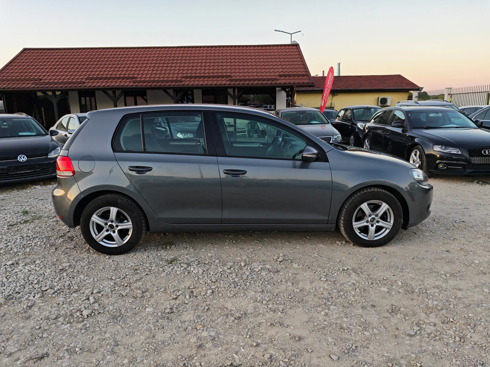 VW Golf 1.6 дизел 90 коня, снимка 4 - Автомобили и джипове - 55997963