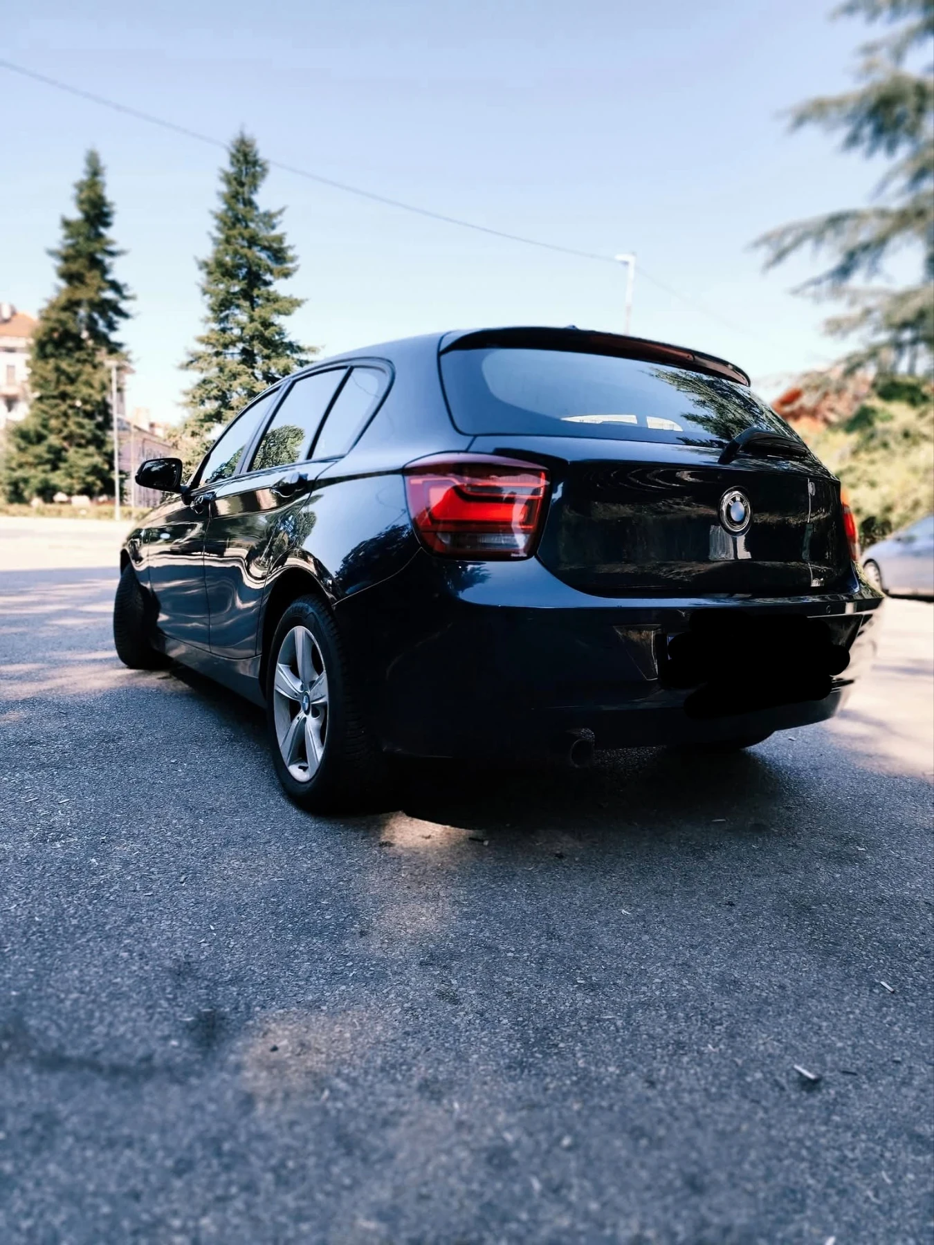 BMW 118 Лизинг, напълно  обслужена, регистрирана, снимка 2 - Автомобили и джипове - 56191227
