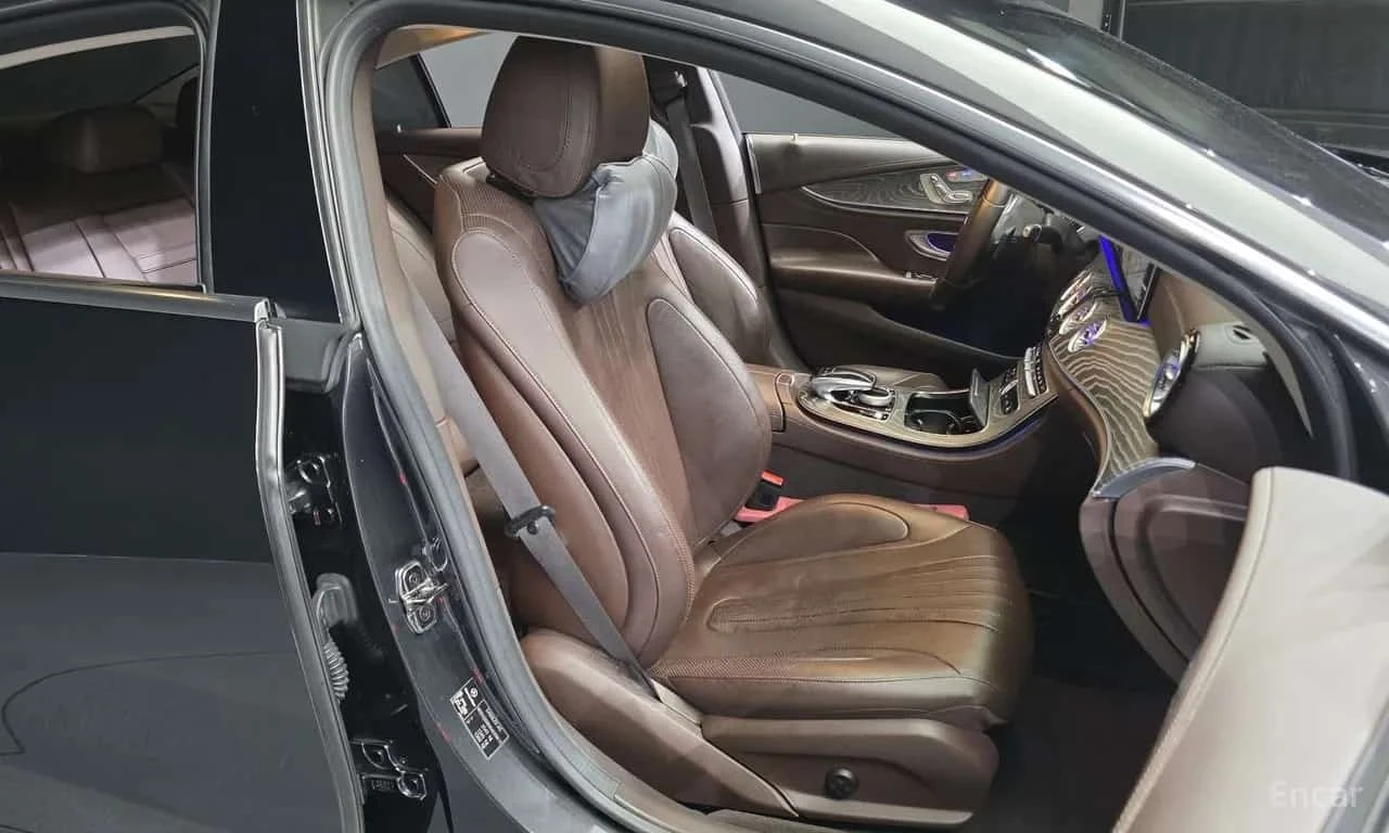 Mercedes-Benz CLS 4MATIC * БЕЗ ПЪРВОНАЧАЛНА ВНОСКА, снимка 12 - Автомобили и джипове - 56193924