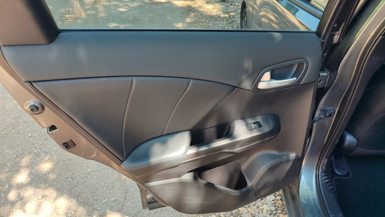 Honda Civic Комби, снимка 10 - Автомобили и джипове - 56334701