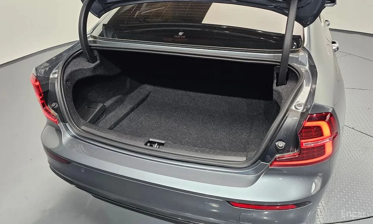 Volvo S60, снимка 17 - Автомобили и джипове - 56710895