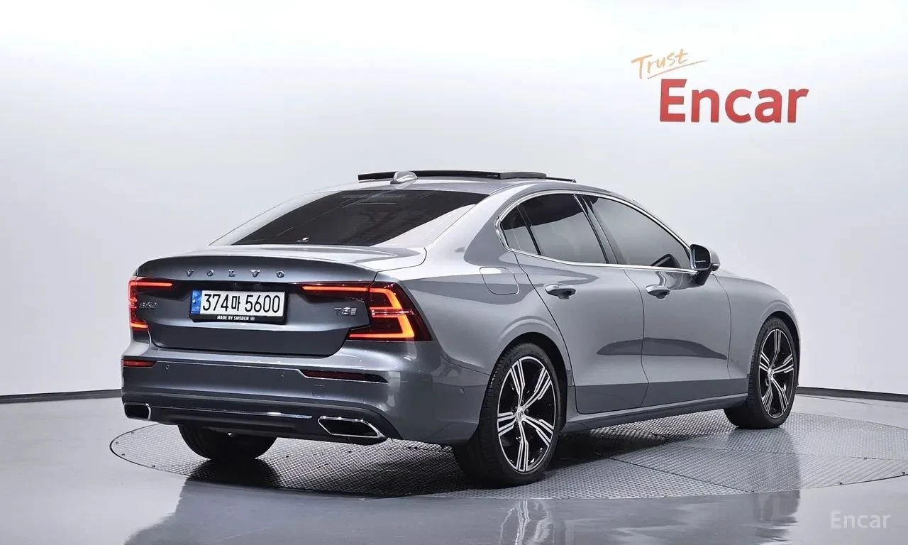 Volvo S60, снимка 2 - Автомобили и джипове - 56710895