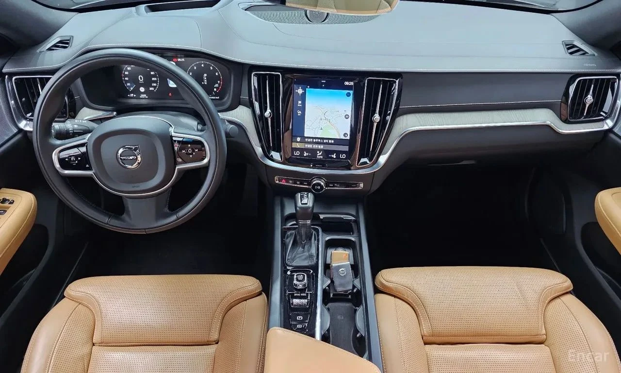 Volvo S60, снимка 6 - Автомобили и джипове - 56710895
