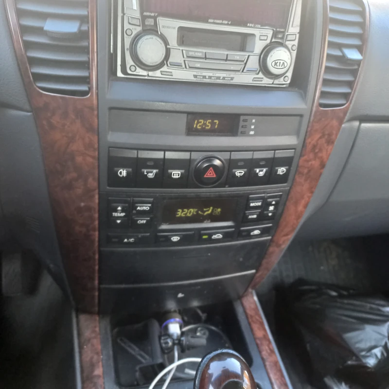 Kia Sorento Соренто , снимка 4 - Автомобили и джипове - 49230973