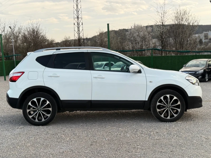 Nissan Qashqai 1.6DCI , снимка 8 - Автомобили и джипове - 49540495