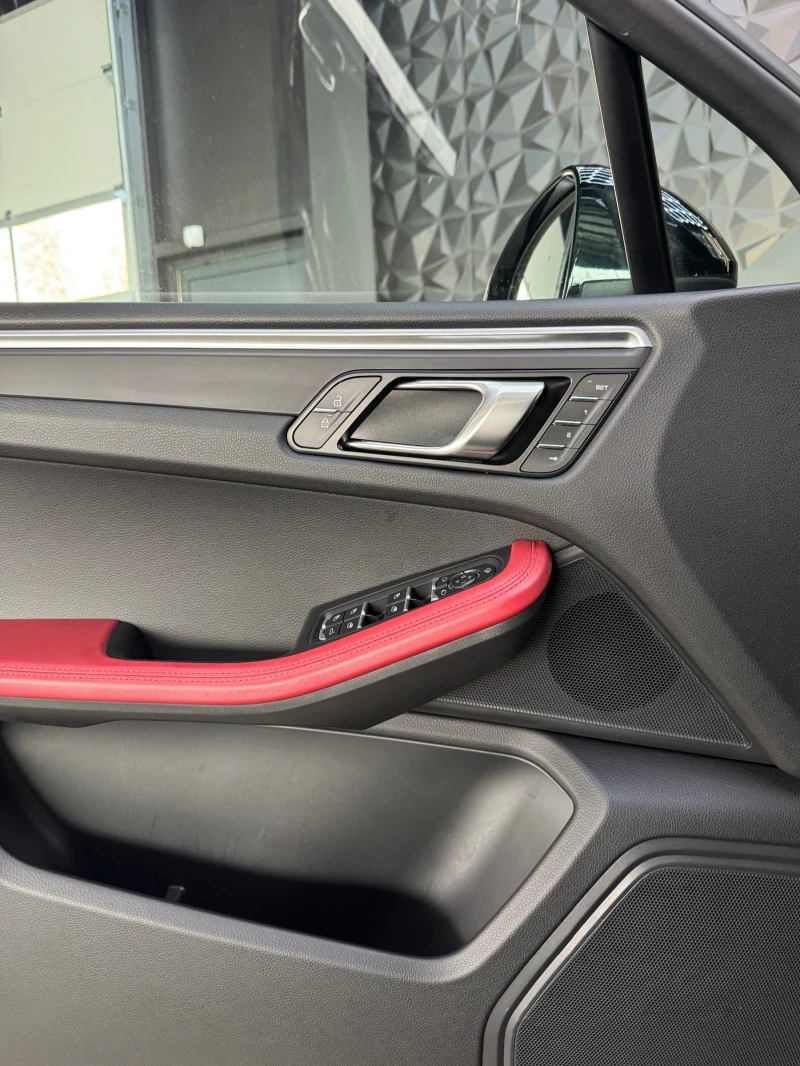 Porsche Macan * ПАНОРАМА * , снимка 12 - Автомобили и джипове - 52804562